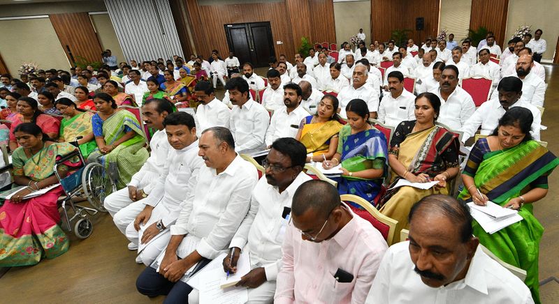 Telangana CM KCR Meeting with MLA'S, Collectors