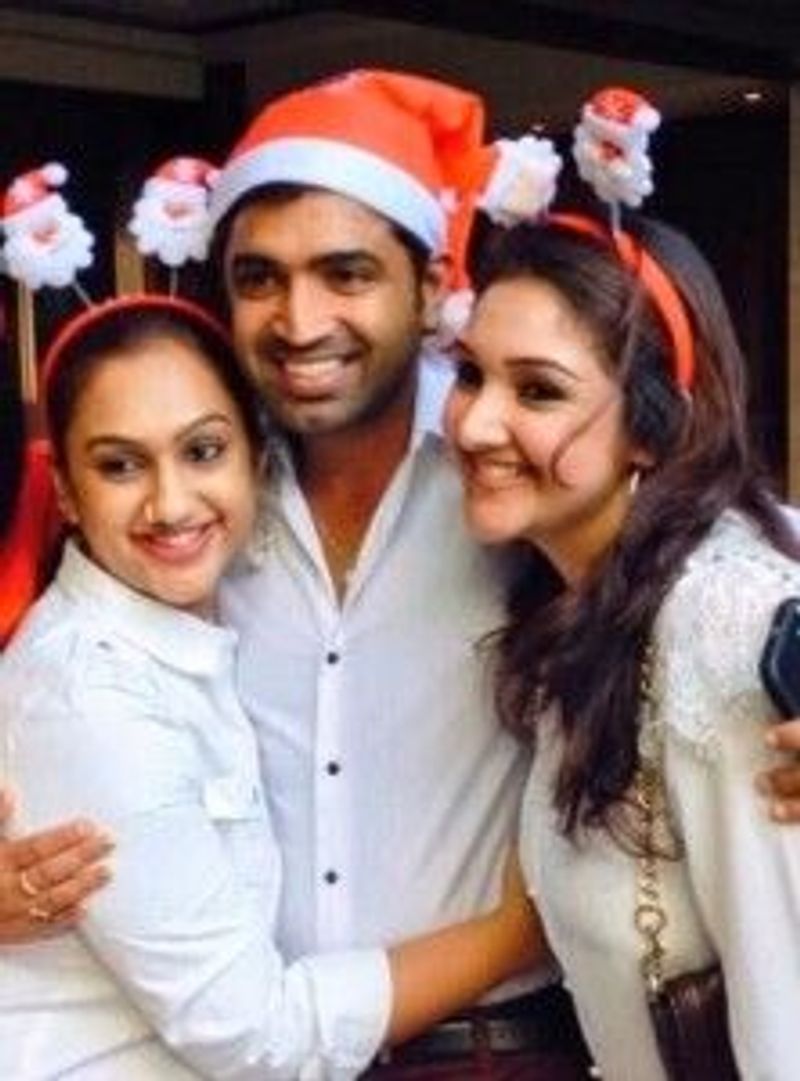 actor arun vijay family photo gallery