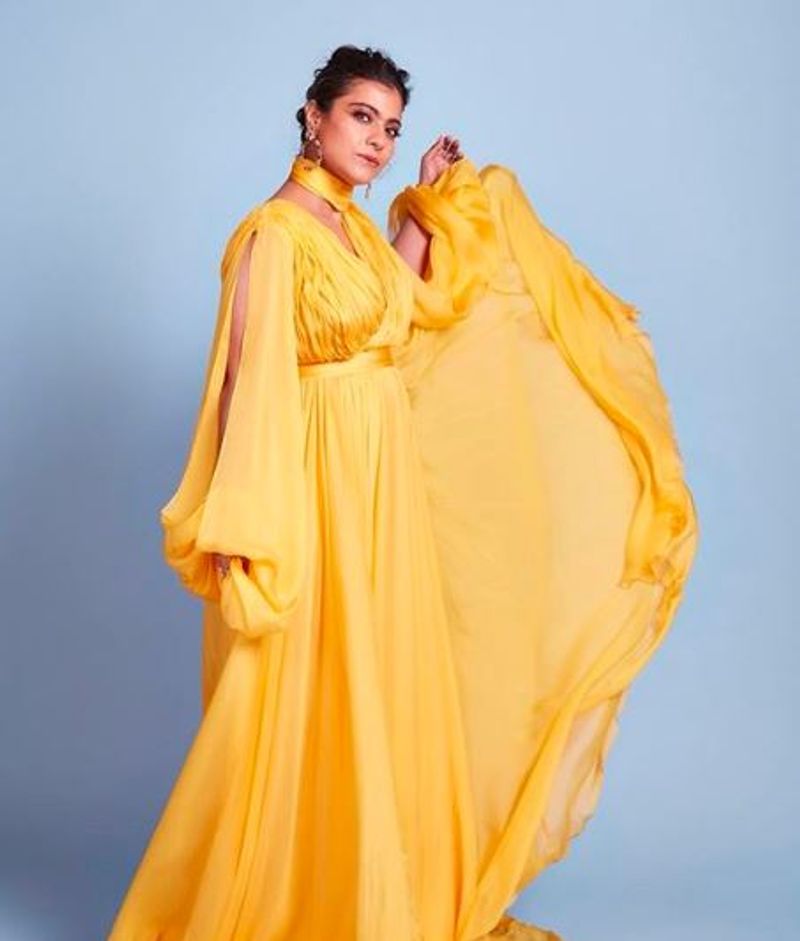 actress kajol awesome photo for evergreen look photo gallery