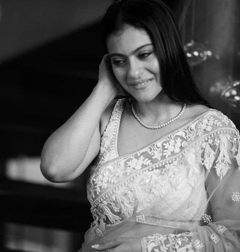actress kajol awesome photo for evergreen look photo gallery
