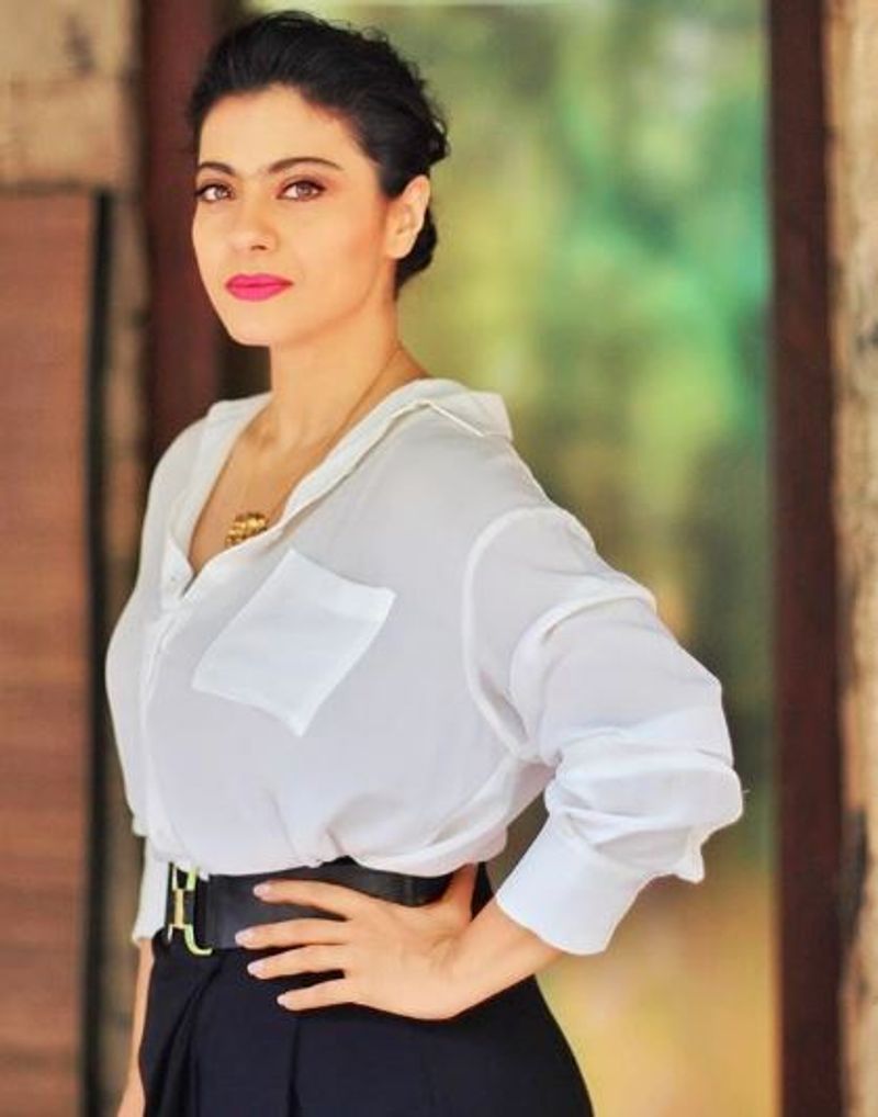 actress kajol awesome photo for evergreen look photo gallery
