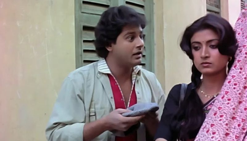 দেবশ্রী রায়ঃ দেবশ্রী রায়ের সঙ্গে একাধিক ছবিতে দেখা গিয়েছে তাপস পালকে। এই জুটি বেশ নজর কেড়েছিল সকলের।
