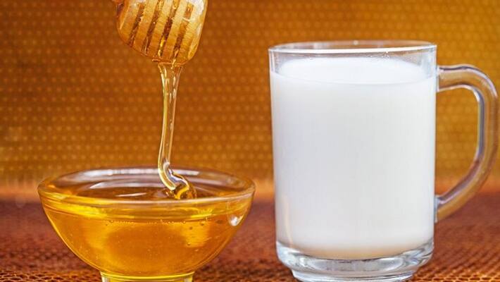 These are the 5 benefits of drinking milk mixed with honey MJA These are the 5 benefits of drinking milk mixed with honey MJA