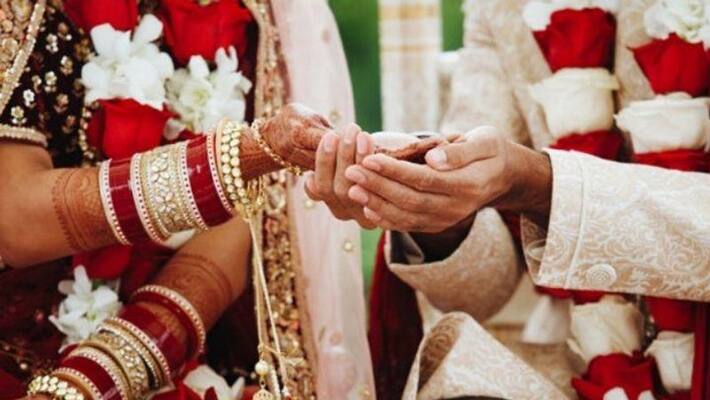 This is what happens to the bride. Daughter flies off the bride. !! This is what happens to the bride. Daughter flies off the bride. !!