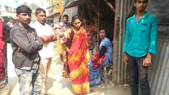 Woman murdered at Basirhat due to dowry claim Woman murdered at Basirhat due to dowry claim