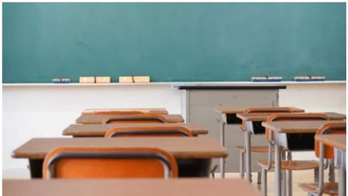 Kuwait ministry of education bans use of metal thermos flasks in schools Kuwait ministry of education bans use of metal thermos flasks in schools