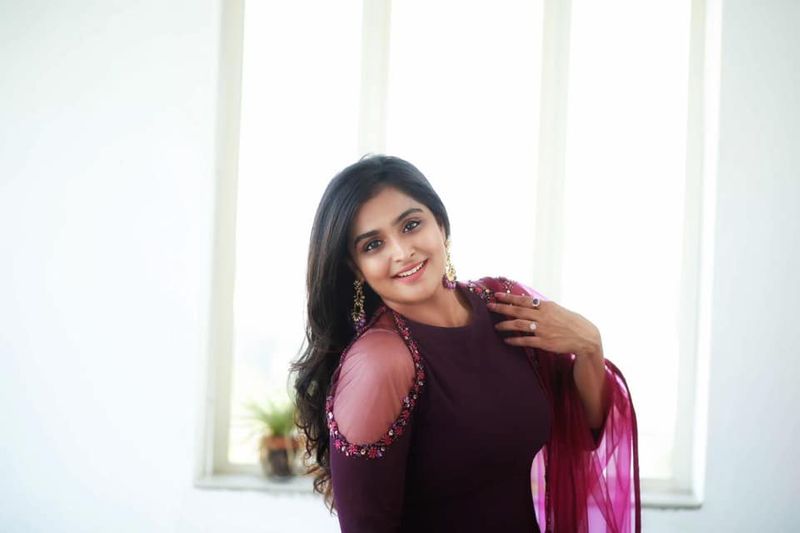 Actress Ramya Nambeesan ... who is she?