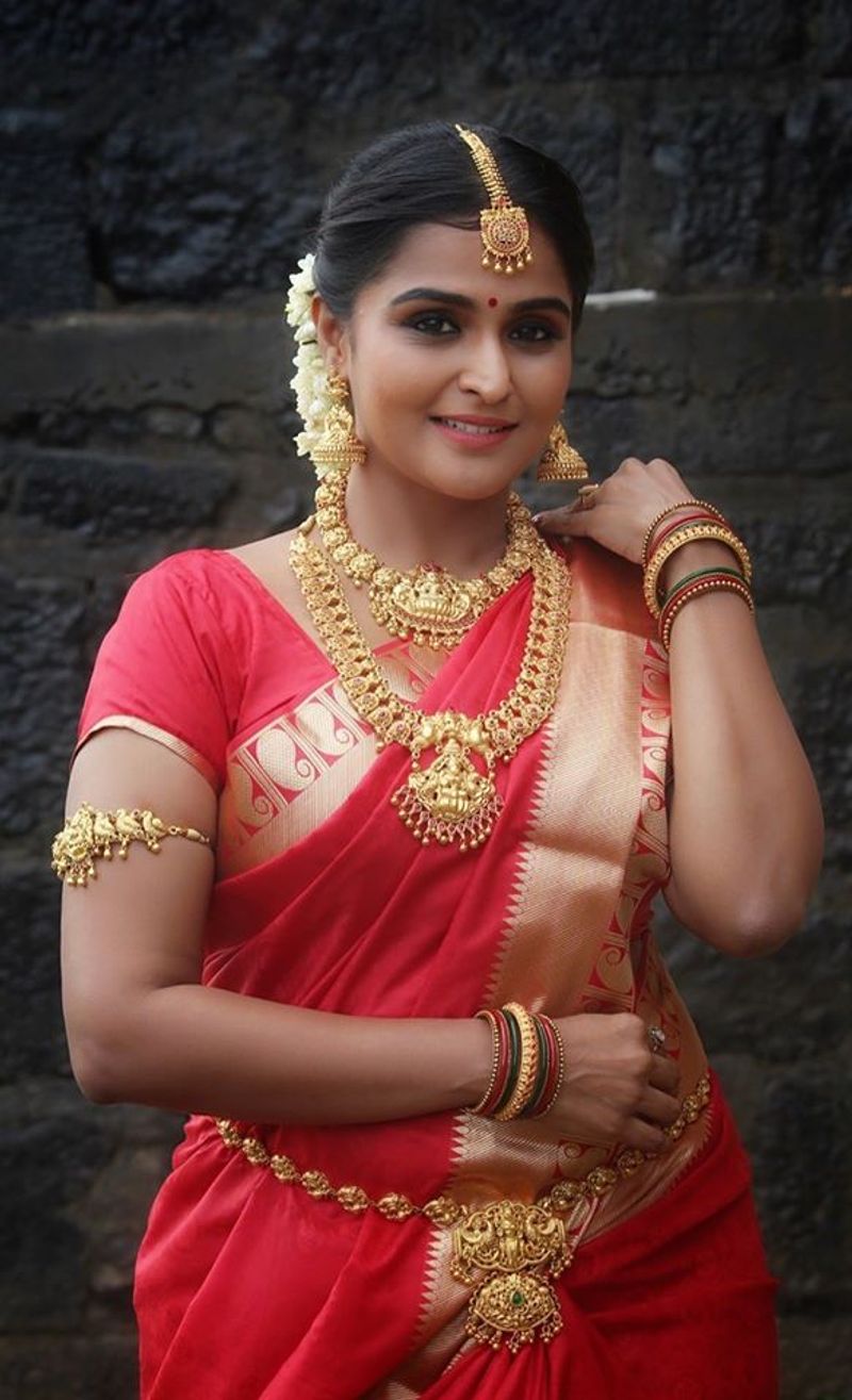 Actress Ramya Nambeesan ... who is she?