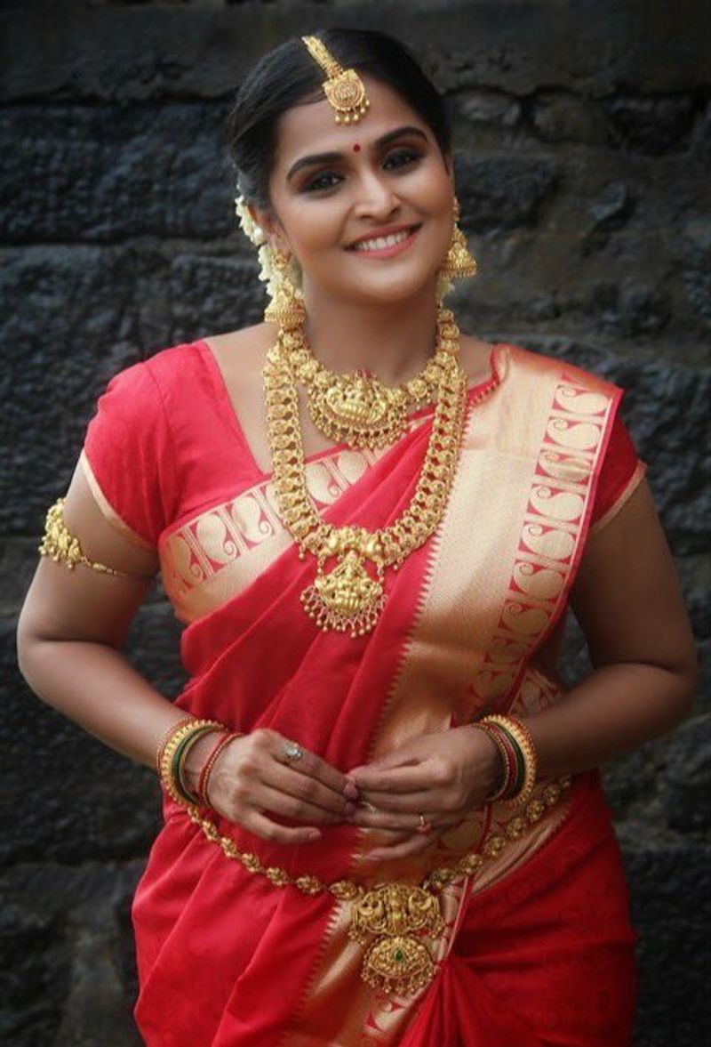 Actress Ramya Nambeesan ... who is she?