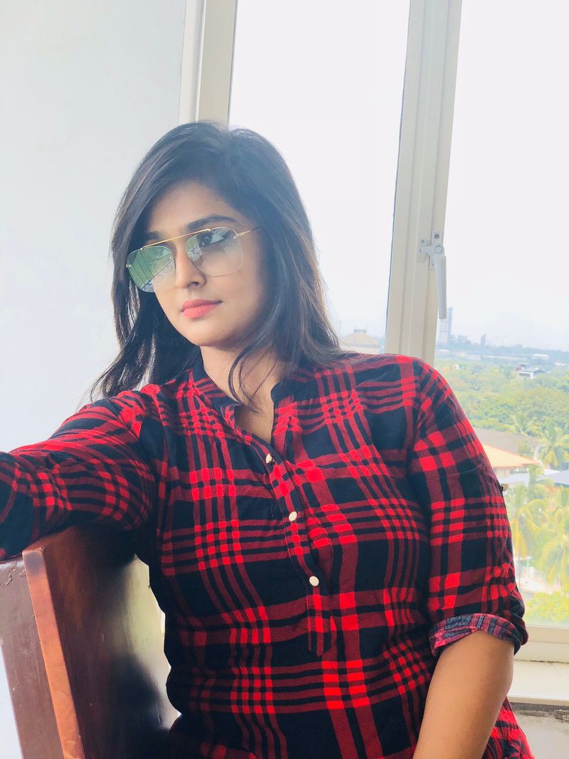 Actress Ramya Nambeesan ... who is she?