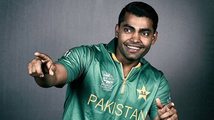 Umar Akmal make a hilarious mistakes in English while posting a selfie with Abdul Razzak Umar Akmal make a hilarious mistakes in English while posting a selfie with Abdul Razzak