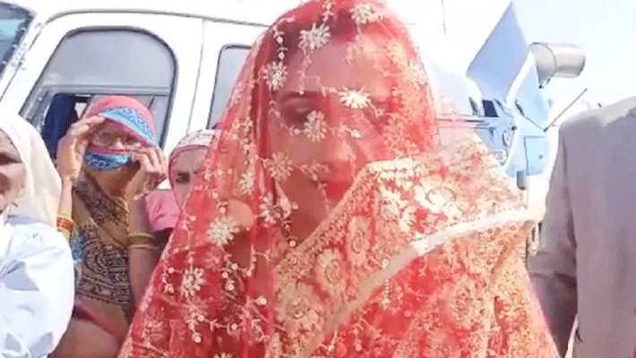 दरअसल, यह शादी बुधवार को हरियाणा के पलवल जिले में हुई। पेलक गांव के रहने वाले दीपक दत्त की शादी उत्तर प्रदेश के मथुरा जिले के मास्टर श्याम लाल शर्मा की बेटी डिंपल के साथ हुई।