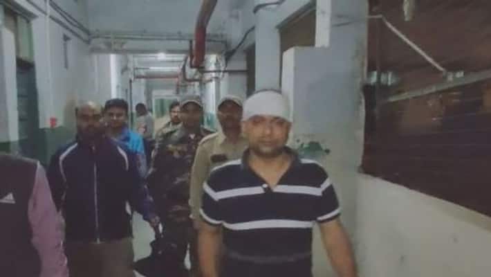 State revenue office attacked for trying to stop land Smuggling in West Midnapore State revenue office attacked for trying to stop land Smuggling in West Midnapore