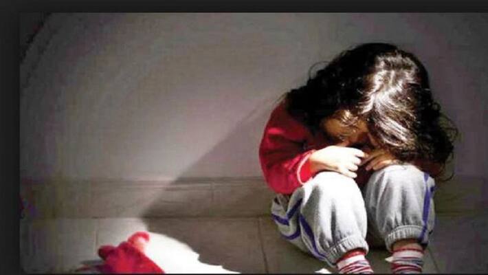 The young man did the dirty work with the eight year old girl who went to the wedding procession ASA The young man did the dirty work with the eight year old girl who went to the wedding procession ASA