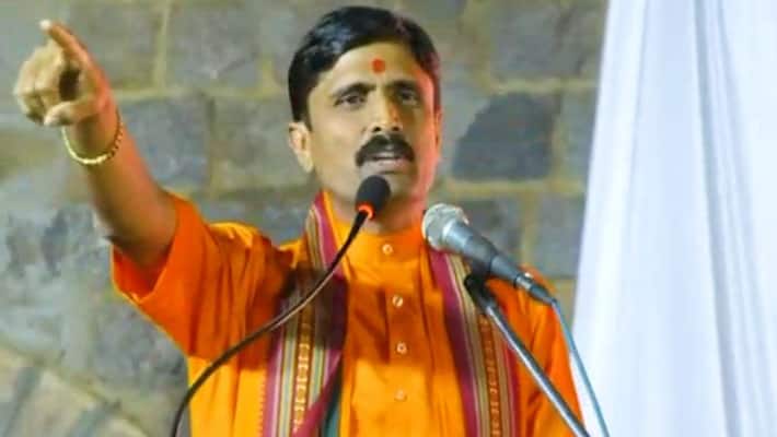 Attack on Gandhi: Sri Rama Sene says those who divided the country became 'father of the nation' Attack on Gandhi: Sri Rama Sene says those who divided the country became 'father of the nation'