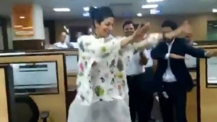 welspun ceo dipali goenka dancing with employees in office welspun ceo dipali goenka dancing with employees in office