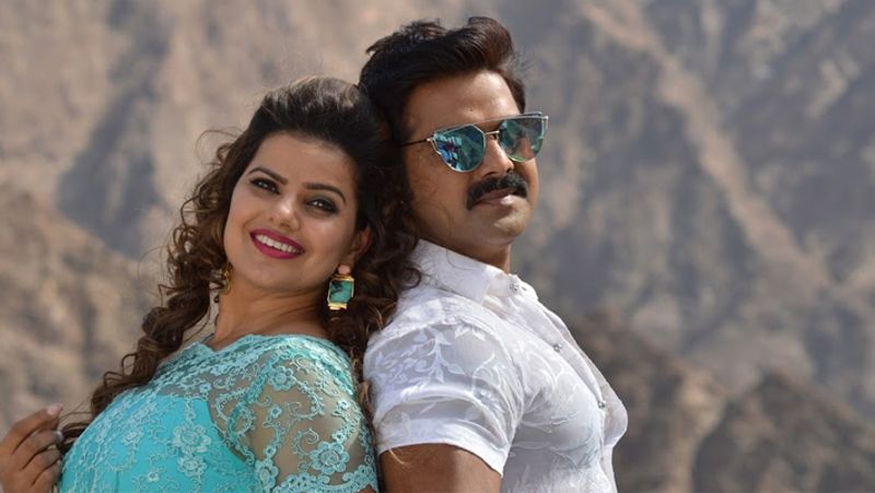 भोजपुरी सॉन्ग 'लॉलीपॉप लागेलू' के लिए जाने जाने वाले सिंगर और एक्टर पवन सिंह की फिल्म 'योद्धा' सबसे बड़ी हिट थी। इसमें उनके अपोजिट रवि किशन थे।