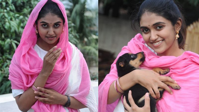 'सैराट' फिल्म हिट होने के बाद रिंकू को स्कूल छोड़ना पड़ा था। दरअसल, फिल्म के बाद रिंकू जब स्कूल गईं तो उन्हें देखने के लिए भीड़ उमड़ पड़ी। इस वजह से रिंकू ने स्कूल छोड़ दिया और फिर 17 नंबर का फॉर्म (प्राइवेट स्टूडेंट्स के लिए) भरकर दसवीं की परीक्षा देने का फैसला किया था।