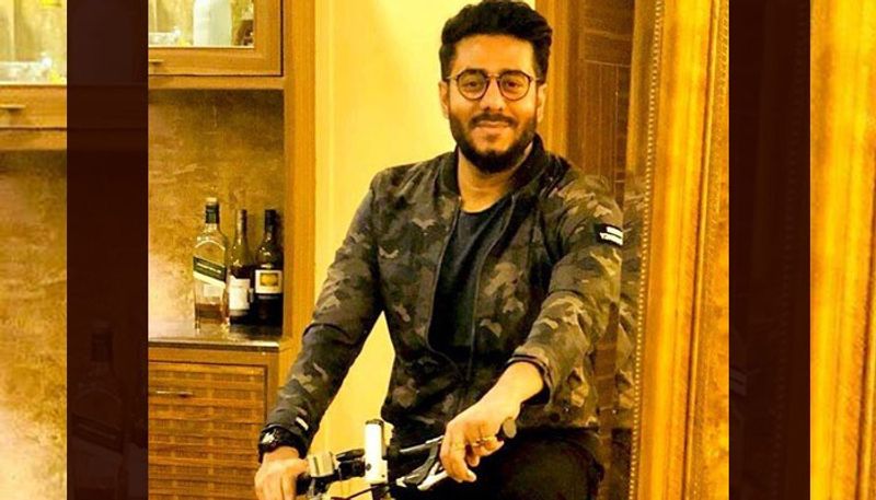 আয়ের কথা মাথায় রেখেই ছোট ছোট অভিনয় করার সিদ্ধান্ত নিয়ে ছিলেন রাজ চক্রবর্তী। বেশ কিছু ছোট চরিত্রও পেয়েছিলেন তিনি।