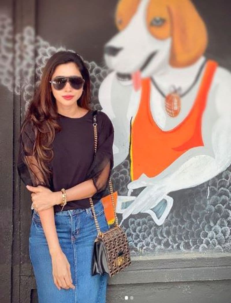 Actor jayam ravi wife aarti recent modern photo gallery
