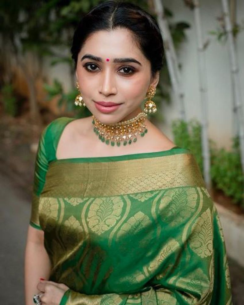 Actor jayam ravi wife aarti recent modern photo gallery