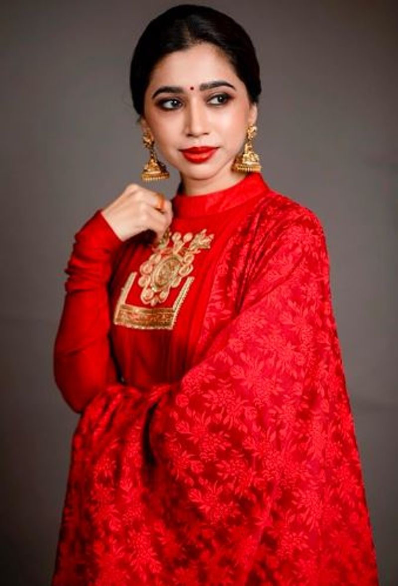 Actor jayam ravi wife aarti recent modern photo gallery