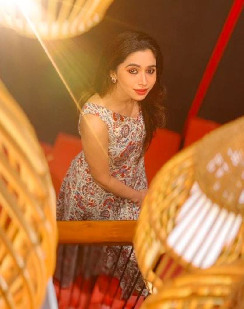 Actor jayam ravi wife aarti recent modern photo gallery
