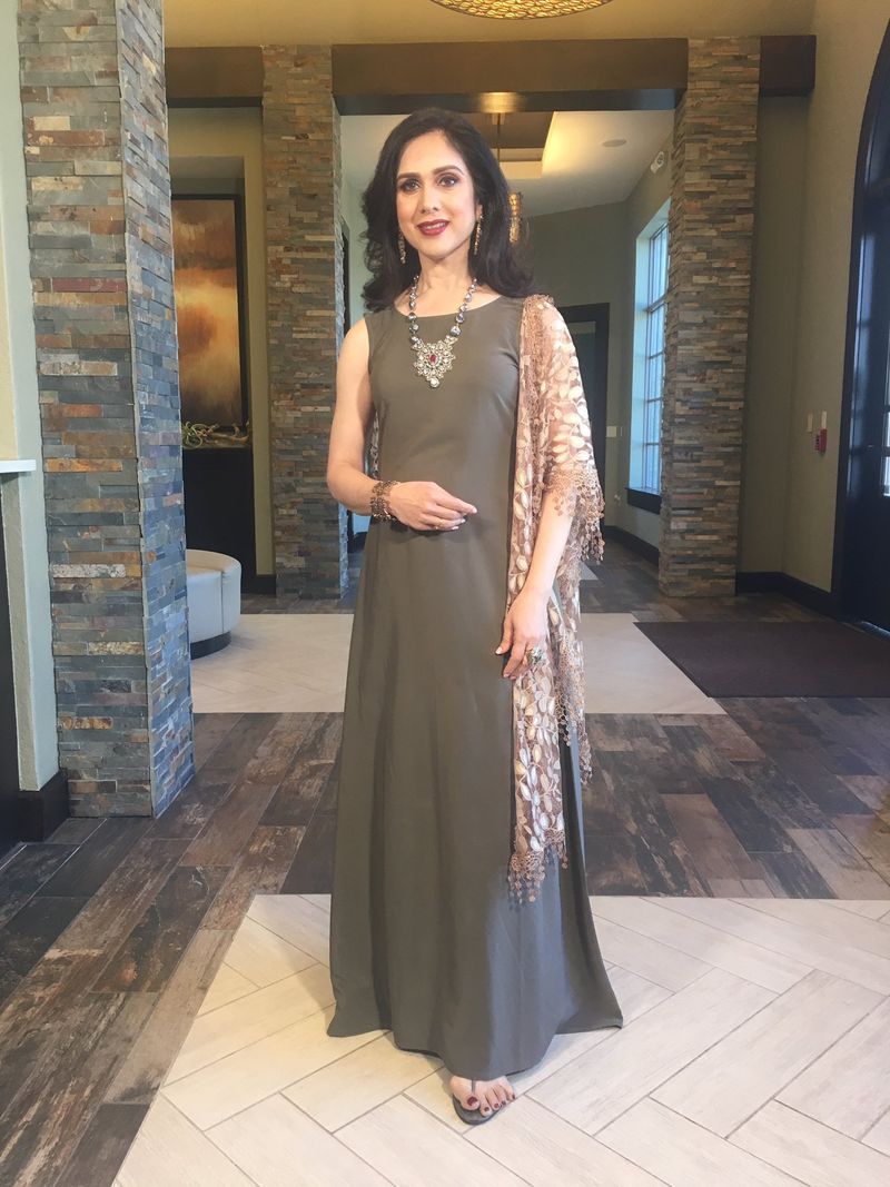 Duet movie actress Meenakshi Sheshadri recent photo pictures