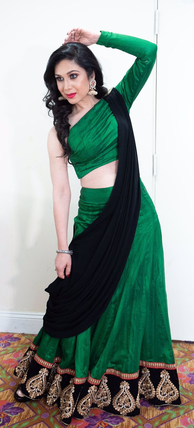 Duet movie actress Meenakshi Sheshadri recent photo pictures