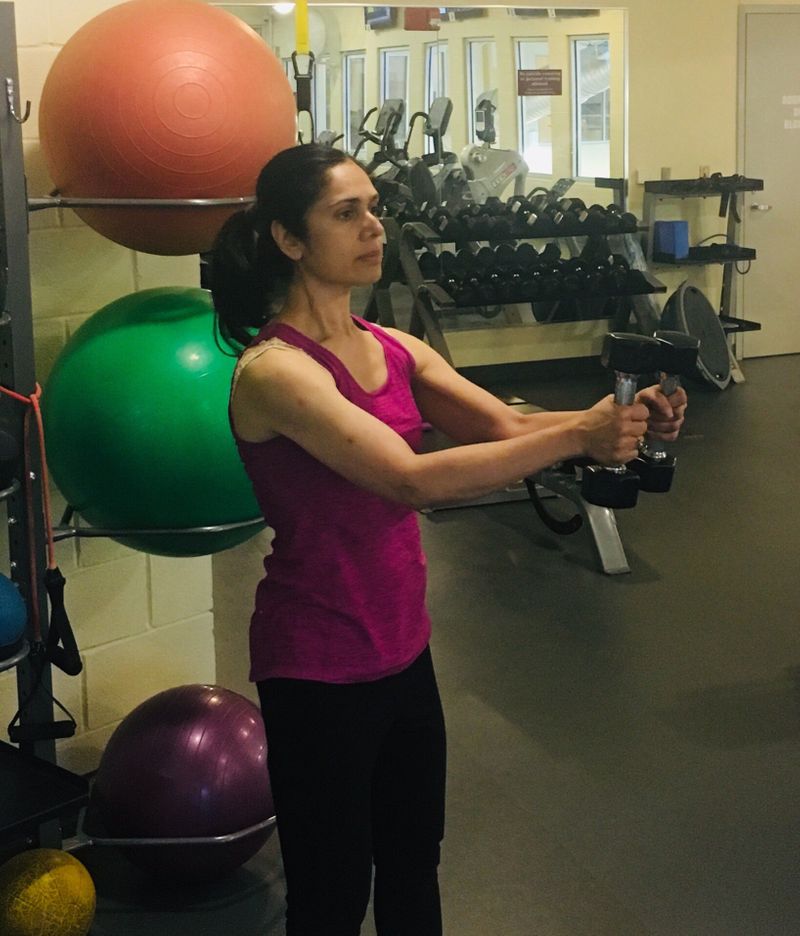 Duet movie actress Meenakshi Sheshadri recent photo pictures