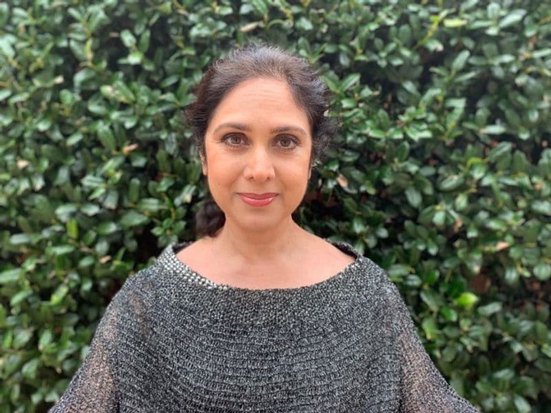 Duet movie actress Meenakshi Sheshadri recent photo pictures