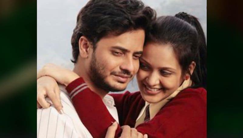 রাহুল বন্দ্যোপাধ্যায়ঃ ২০০৮ সালে চিরদিনই তুমি যে আমার ছবির মধ্যে দিয়ে বড় পর্দায় আত্মপ্রকাশ করেছিলেন রাহুল।