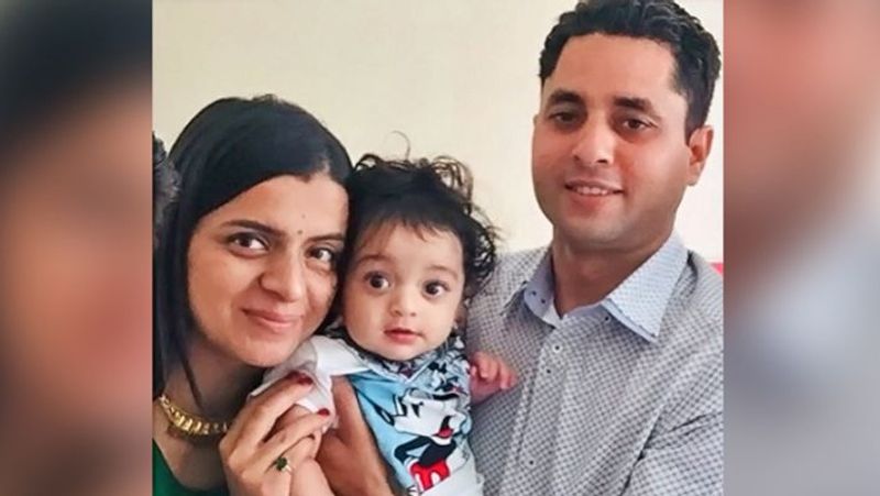 रंगोली ने लिखा था - ''मैंने अपनी एक आंख गंवा दी। इसका रेटिना ट्रांसप्लांट हुआ। मेरे ब्रेस्ट को भी दोबारा बनाया गया, जो बुरी तरह डैमेज हो गया था। यहां तक कि मेरे बेटे पृथु को फीडिंग करवाते वक्त भी मुझे कई तरह की दिक्कतों का सामना करना पड़ा।''