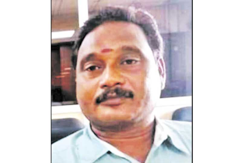 dmk worker murdered by a gang in kasimedu dmk worker murdered by a gang in kasimedu