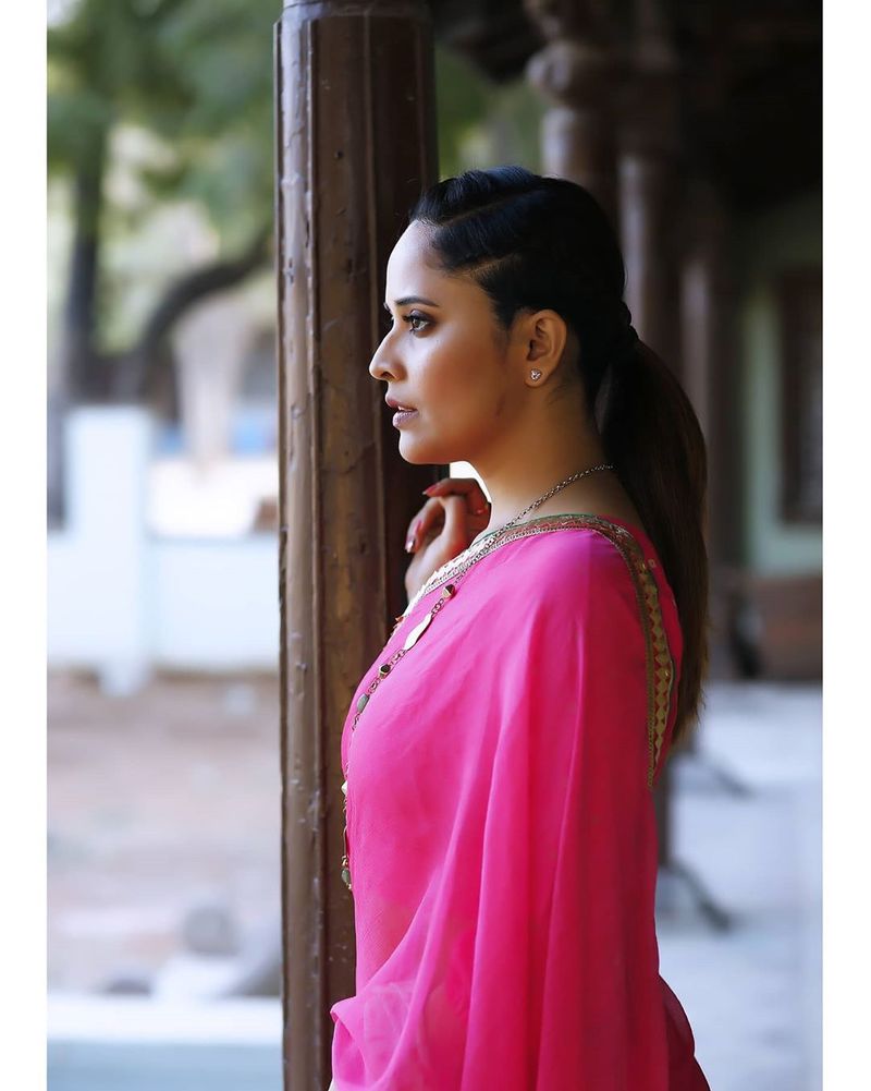 actress anasuya bharadwaj latest photo gallery