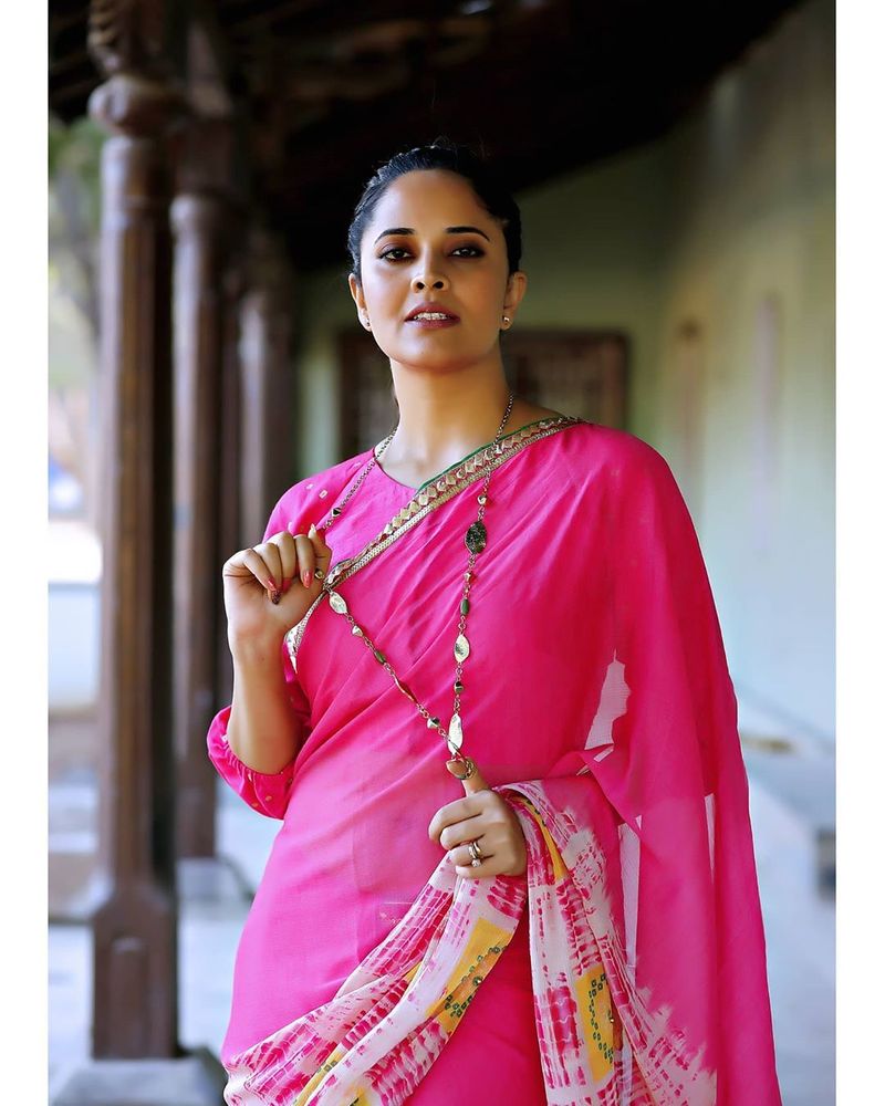 actress anasuya bharadwaj latest photo gallery
