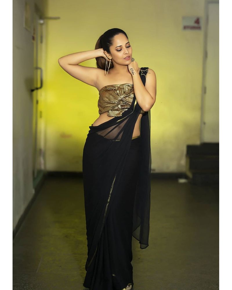 actress anasuya bharadwaj latest photo gallery