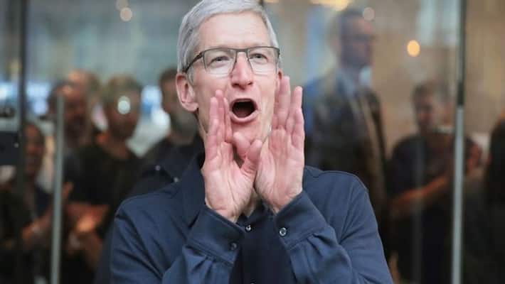 apple ceo tim cook has a stalker offering him flowers and champaign apple ceo tim cook has a stalker offering him flowers and champaign
