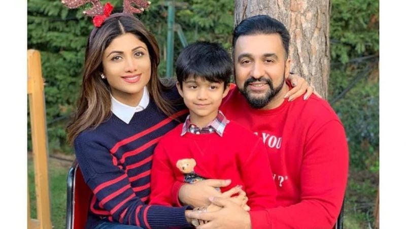 শিল্পার সঙ্গে স্বামী রাজ ওছেলে ভিয়ানও ছিল খোশমেজাজে।