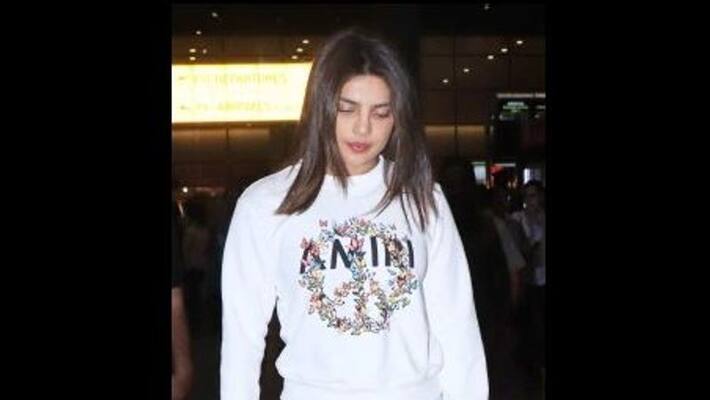 Priyanka Chopra promotes namaste to fight corona Virus Priyanka Chopra promotes namaste to fight corona Virus