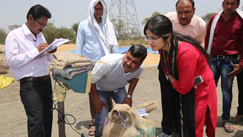 डिंडोरी कलेक्टर रहते हुए छवि ने आदिवासी बच्चों के लिए सरकारी खर्चे पर आईआईटी और मेडिकल परीक्षा की तैयारी करवाने वाली कोचिंग शुरू की थी। उनका यह प्रयास देशभर में आइडल बनकर सामने आया था।