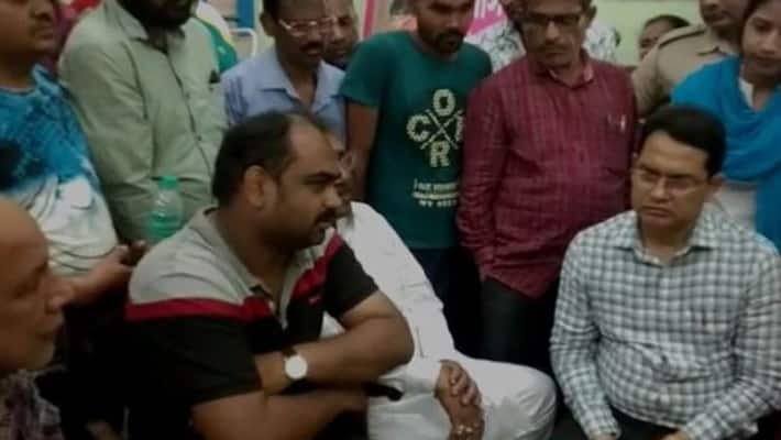 Rishav Singh's body reaches his home in Srirampur Rishav Singh's body reaches his home in Srirampur