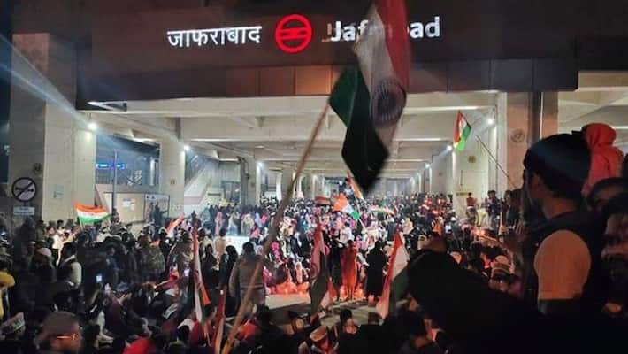 women continues protest in Jaffrabad delhi against Citizenship Amendment Act KPP women continues protest in Jaffrabad delhi against Citizenship Amendment Act KPP