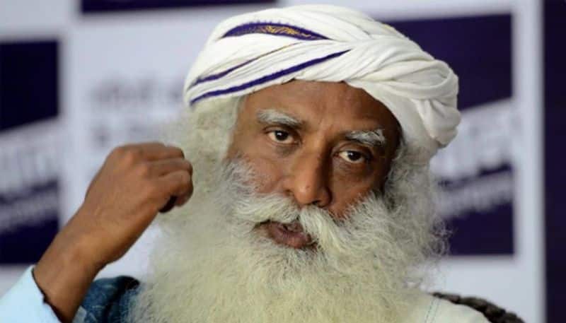 sadhguru says to protect our environment and brings attention among political parties of the world