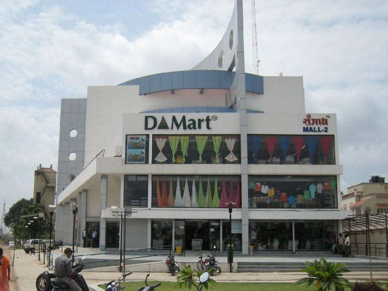 D Mart shares are giving double profit but experts predict decline in coming time know reason of it