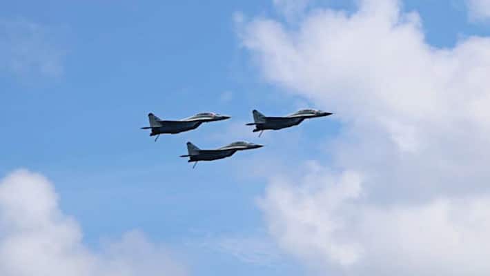 Indian Navy's MiG 29K aircraft crashes in Goa during sortie; pilot makes it out safe Indian Navy's MiG 29K aircraft crashes in Goa during sortie; pilot makes it out safe