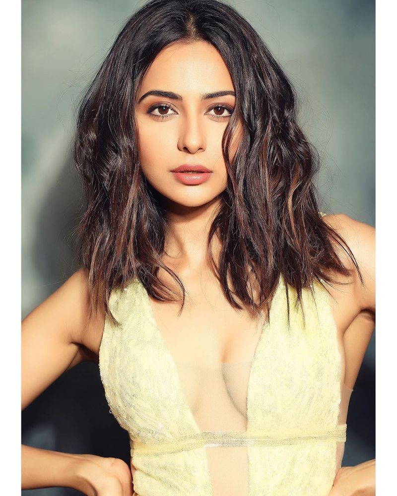 South Crazy beauty Rakul preet singh stunning photos