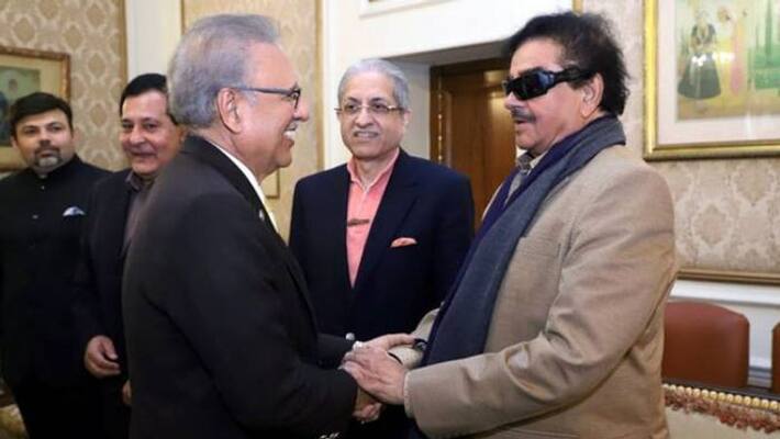 Congress leader Shatrughan Sinha Meets Pak President Congress leader Shatrughan Sinha Meets Pak President