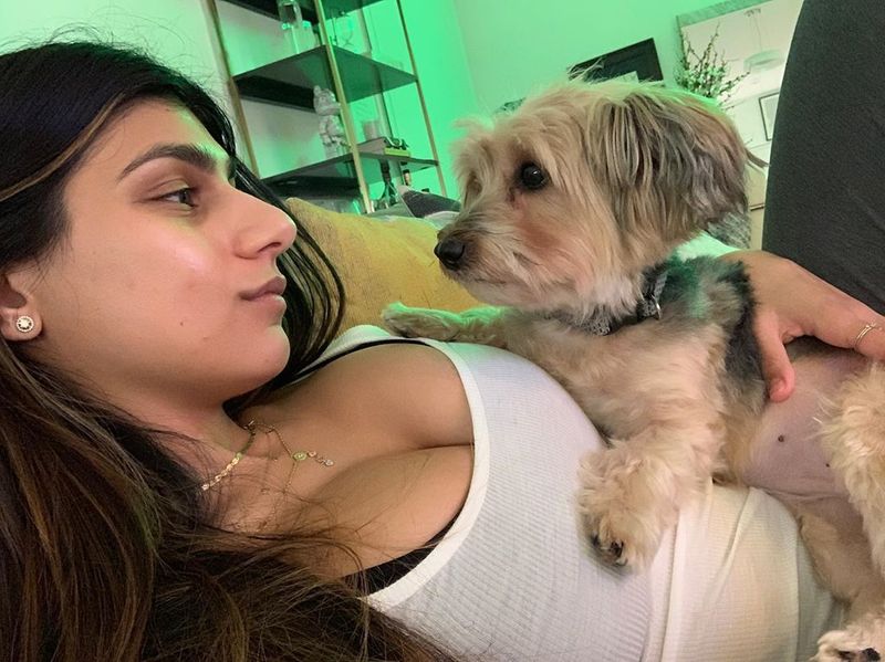 Only Rs 1400 ... You can have fun with this famous sexy virgin