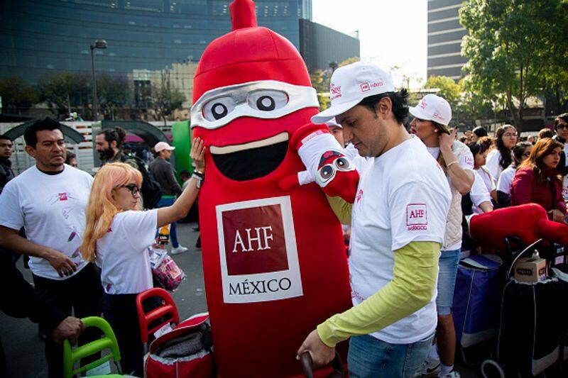 'Condom use is sexy': Mexico City campaigners dish out rubbers ahead of Valentine's Day